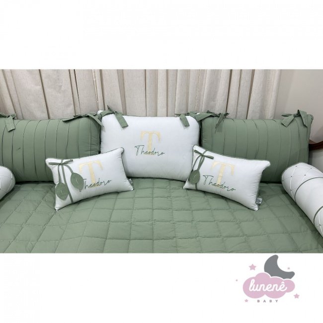 enxoval-de-cama-baba-08-pecas-folhas-baby-branco-e-malva-200-fios-645ba23096761-medium.jpg