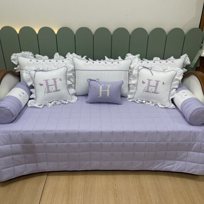 enxoval-de-cama-baba-personalizado-09-pecas-flor-lavanda-200-fios-4459-670eb340e1ca3-medium.jpg
