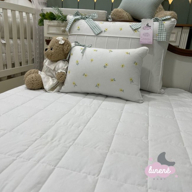 enxoval-de-solteiro-03-pecas-primavera-baby-branco-e-verde-200-fios-4446-66ace31886e77-medium.jpg