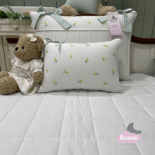 enxoval-de-solteiro-03-pecas-primavera-baby-branco-e-verde-200-fios-4446-66ace318926b6-medium.jpg