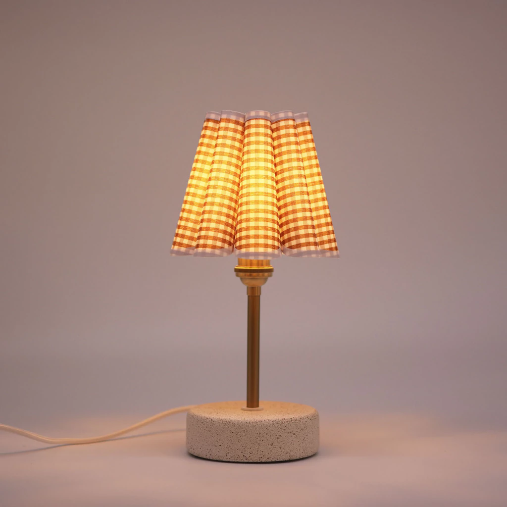 mini-lampe-petala-xadrez-khaki-e-branco-acesa-a85b5c9064c283838e17036248037353-1024-1024.webp